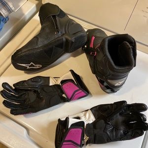 Alpinestar  women’s riding boots and gloves
